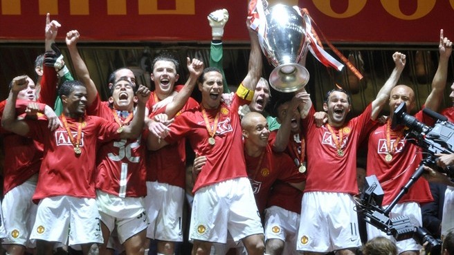 Manchester United celebrating their UEFA Champions League win