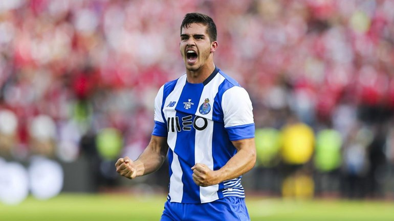 Andre Silva might come in handy for Conte.