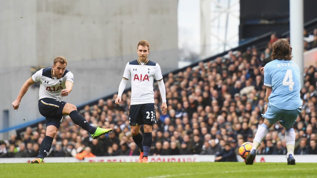 Harry Kane scored an impressive hat-trick as Tottenham beat Stoke 4-0.