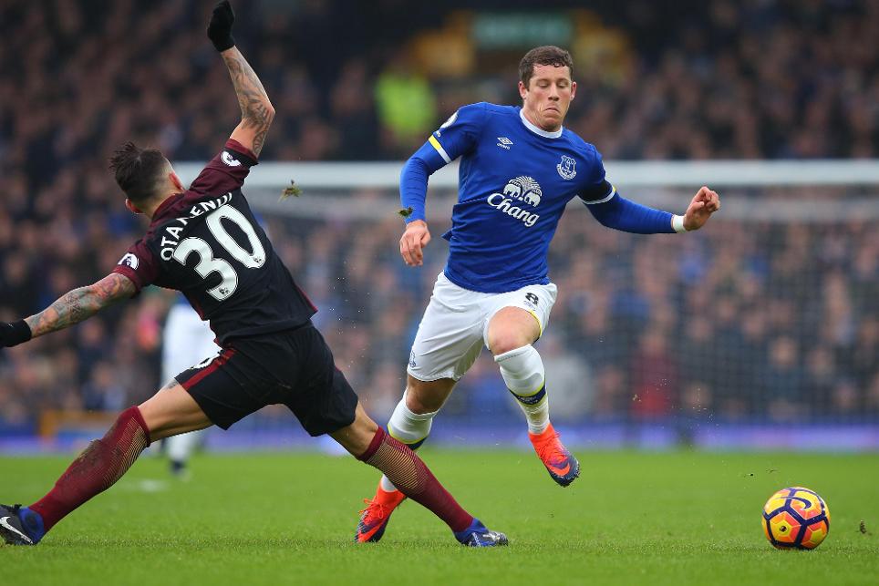 Arsenal should look to capitalise on Barkley's contract situation.