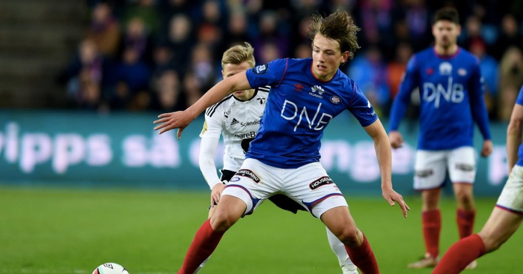 Genk's Sander Berge is one of the highly rated talents across Europe. (Getty Images)