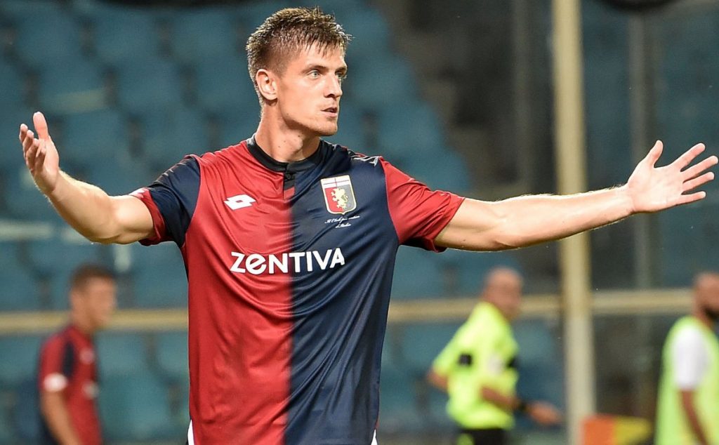 Krzsysztof Piatek of Genoa celebrate after 3-0 during the Coppa Italia match between Genoa CFC and Lecce at Stadio Luigi Ferraris. (Getty Images)