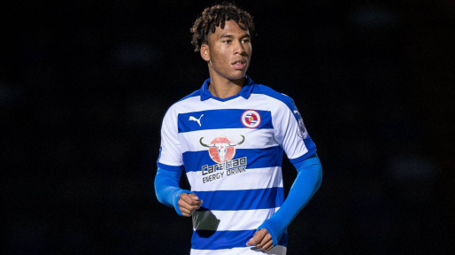 Danny Loader playing for Reading.